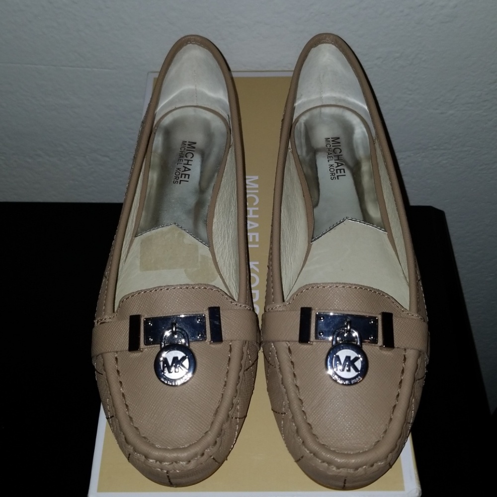 Michael Kors Leather Hamilton Mocs size 6 1/2